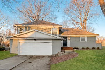 12806 Richmond Ave Grandview, MO 64030